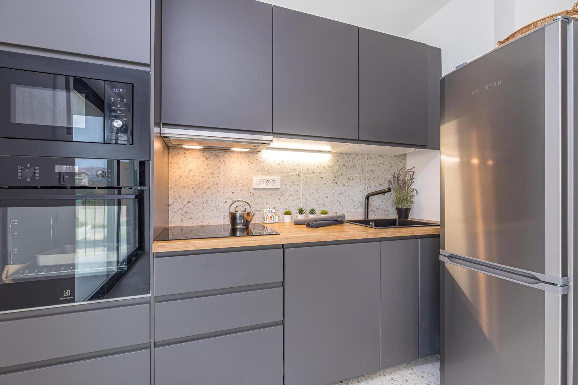 Sapore Di Mare Apartments - Happy Rentals باشْكا المظهر الخارجي الصورة