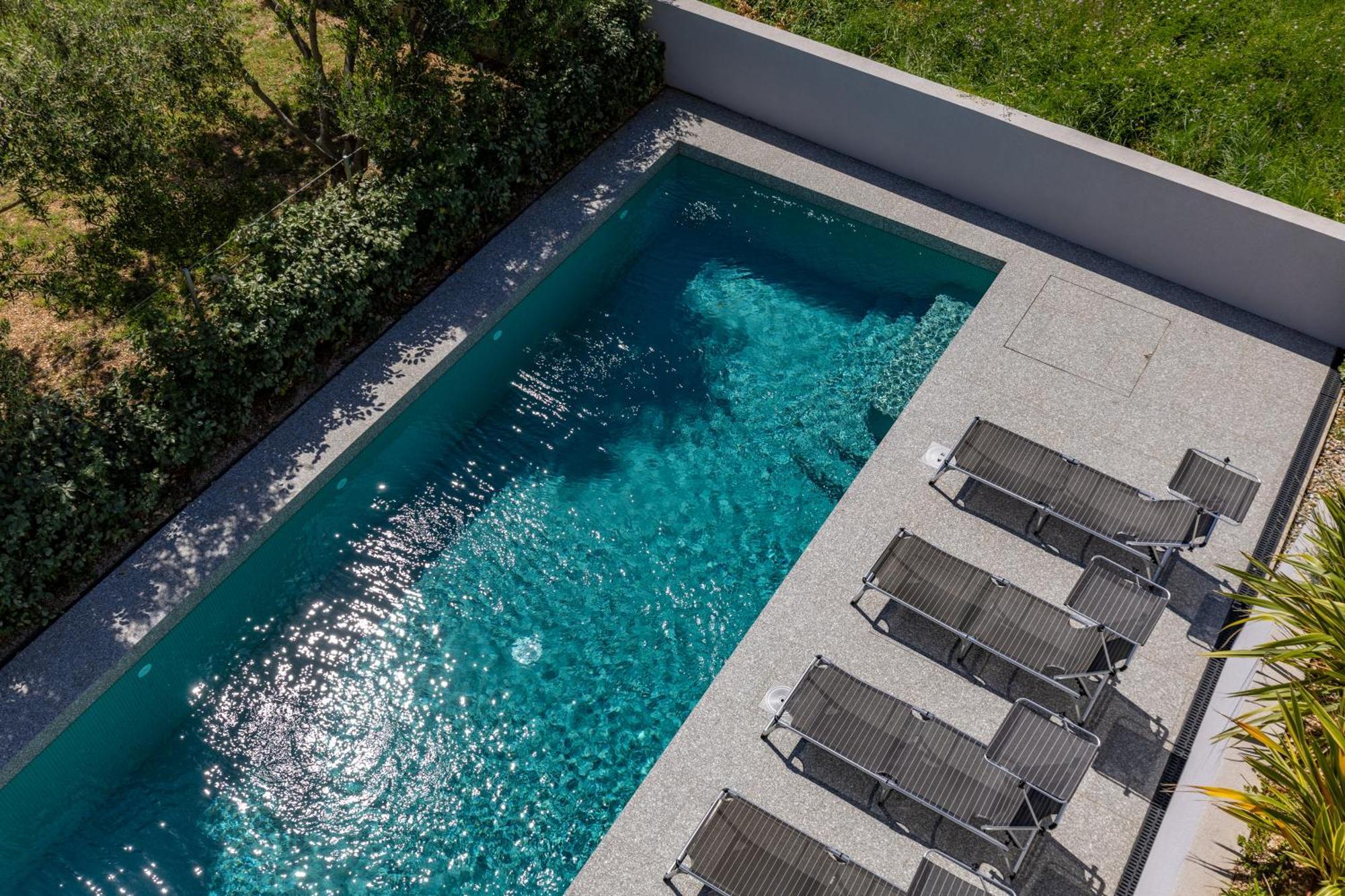 Sapore Di Mare Apartments - Happy Rentals باشْكا المظهر الخارجي الصورة